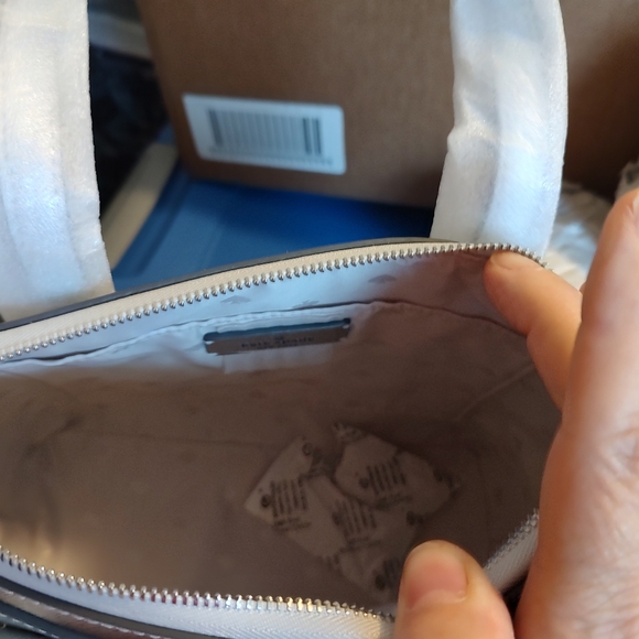 Purse - Picture 4 of 6